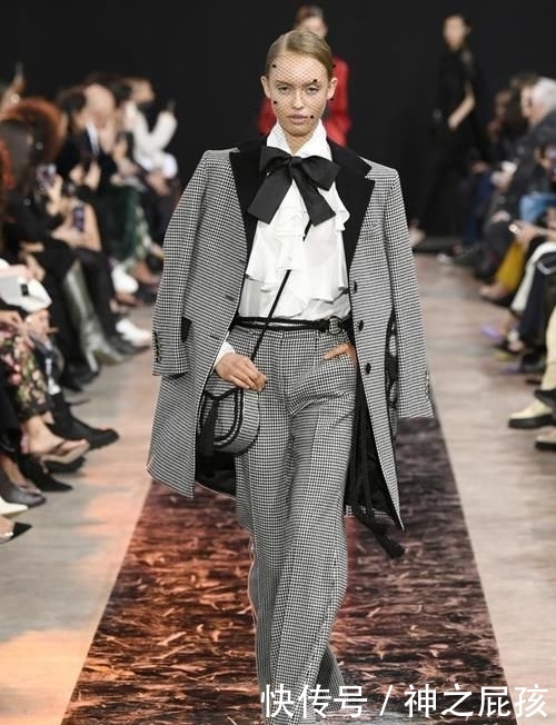 【蝴蝶结】Elie Saab 2020年秋冬系列 清新波点时尚穿出最美高级感