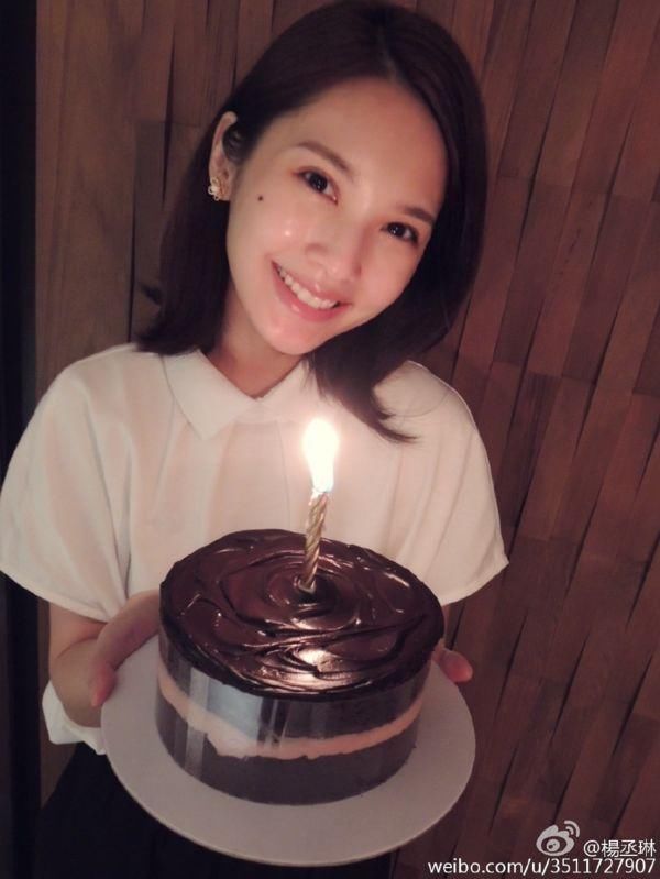 有多少人不信杨丞琳这是素颜？她本人是这样挨个怼质疑评论的！