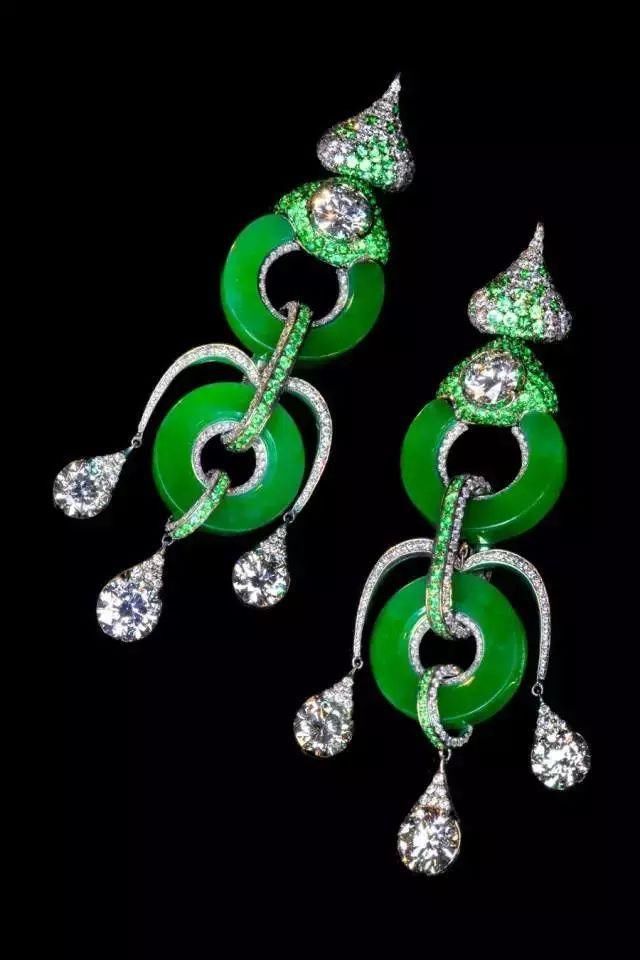 美得无与伦比!有一种美，叫翡翠镶嵌!