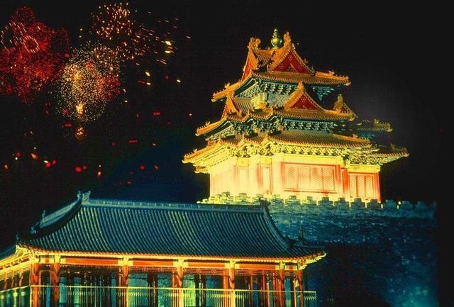 这个5A景区门票年收入几十亿,现却考虑免门票,游客:不能免