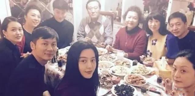 港媒：范冰冰遭业界“封杀”3年，出事前的电影通通都被换角！