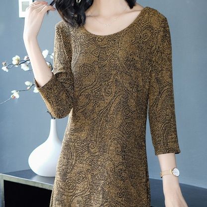 哇新款秋装，姐穿着洋气美丽，俏皮可爱，同事眼红的爆叫，太好看