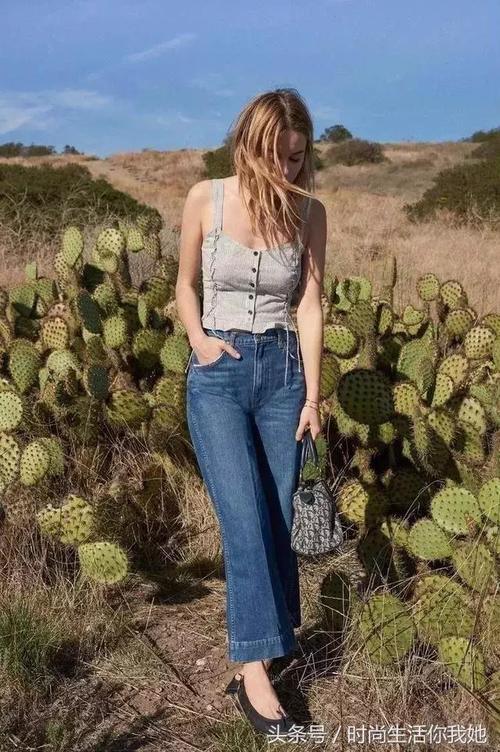 今夏最“清凉”的时髦搭配“吊带背心+阔腿”，让你回头率200%！