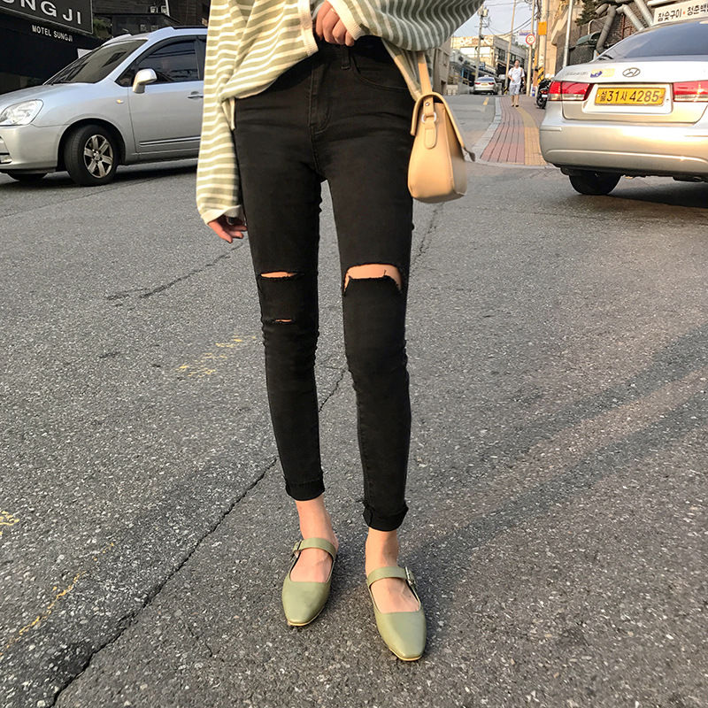 夏天选对实用的瑜伽裤，才是女生最应该注意的，听我的准没错