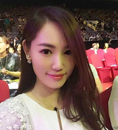 马蓉行踪引人猜测,好友因此起“内讧”,网友称这些好友戏真多