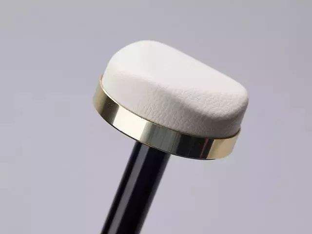 拥有一把可以当配饰的晴雨伞，是种怎样的体验?