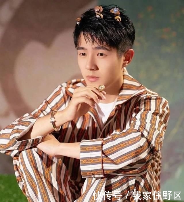 面料■2020“睡衣”火了!宅在家,也要穿得很时髦!