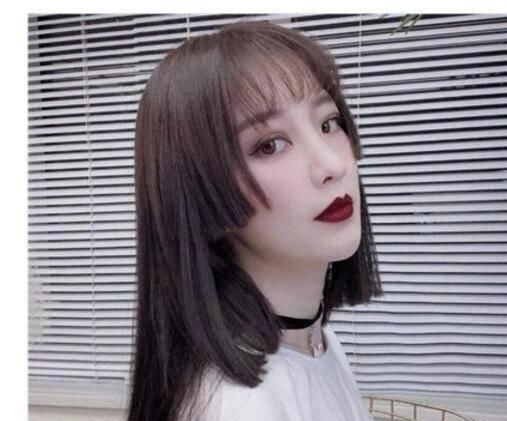  [次元刘海短发]2020最火短发减龄发型，短发让你，年轻与众不同