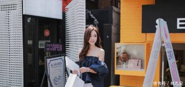 个性独特的牛仔裤美女，尽显成熟女人味，回头率十足