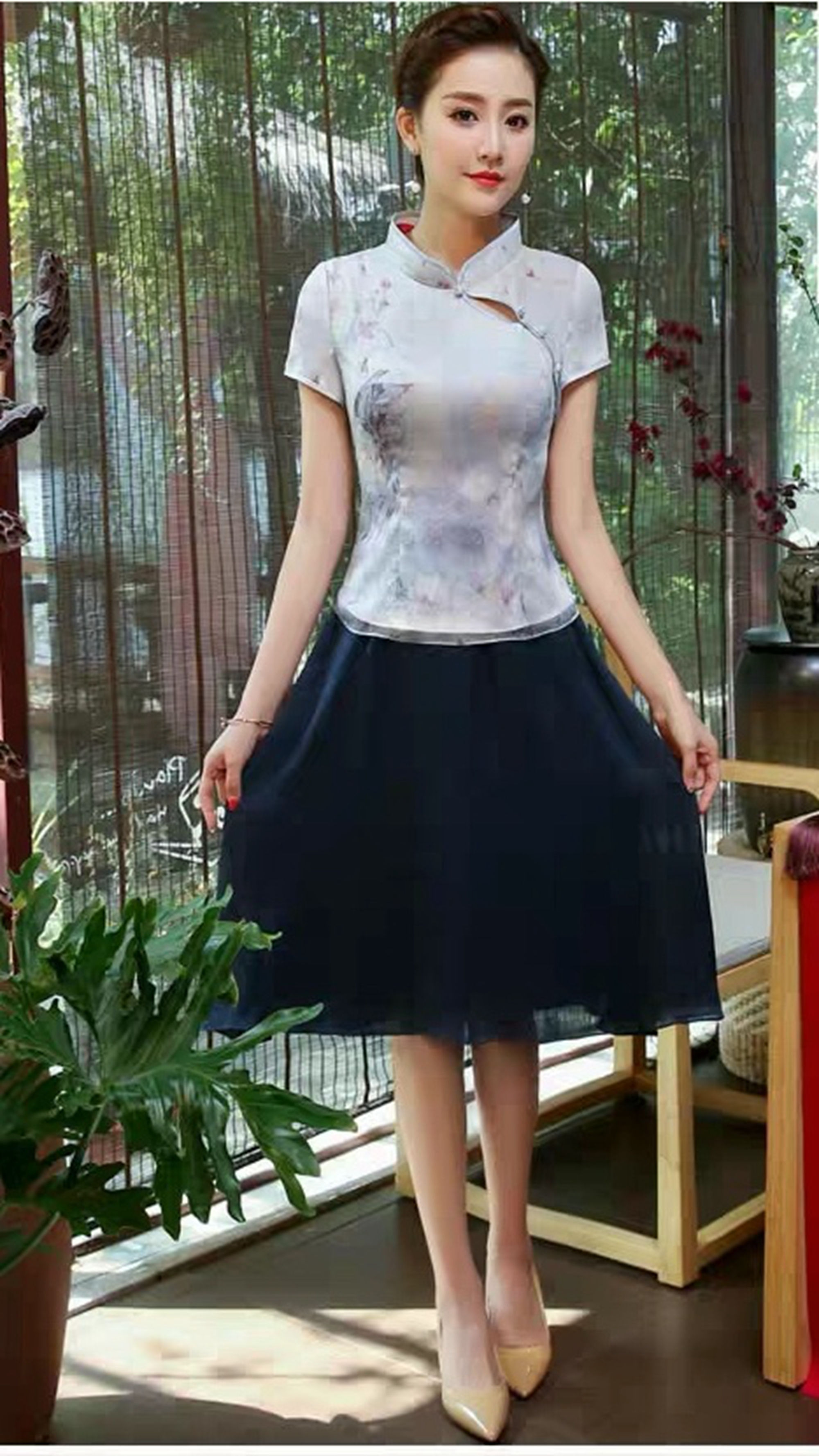 夏新款中国风唐装，改良修身旗袍上衣，时尚大开领设计，效果优美