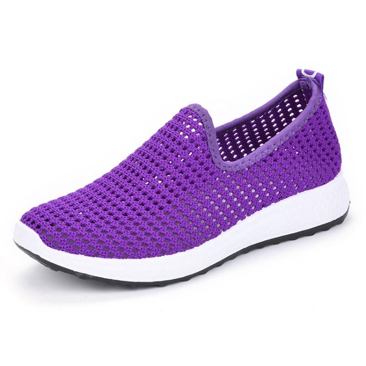 “老北京布鞋”终于出新款了，防滑又养脚，送妈妈刚刚好