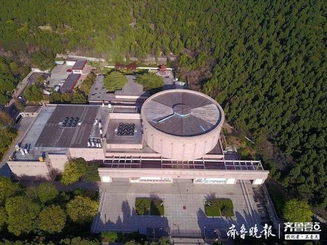  #烈士#航拍济南英雄山，烈士陵墓区安静肃穆