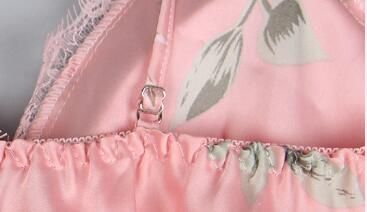 越来越多女人不穿睡衣了，洗澡后直接下图这样穿，魅力四射太迷人