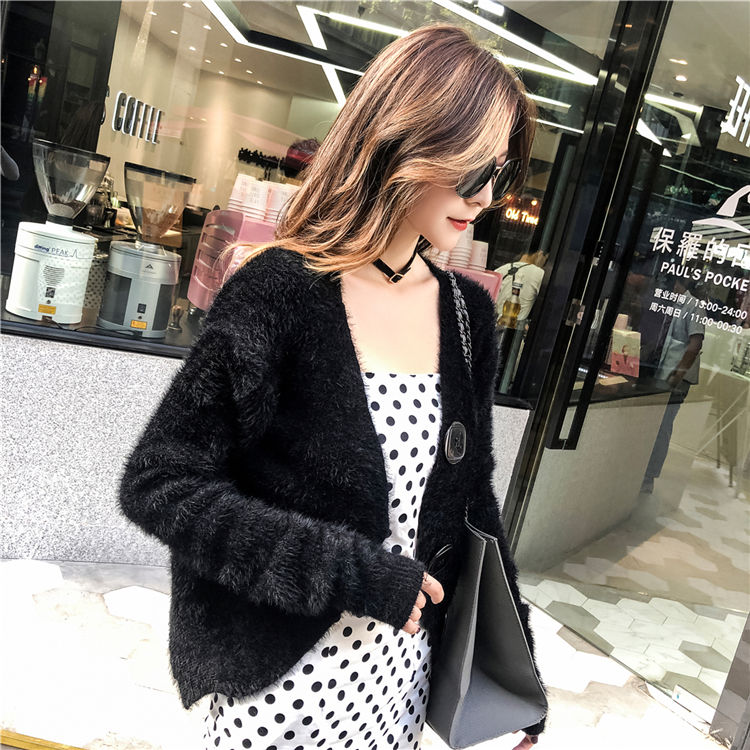 女人别老穿打底裤，学学下面女人这样穿，一个比一个时髦有女人味