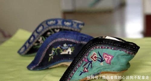 【时期】古代女鞋“发展史”,魏晋的造型虽然奇特,可穿着也太硬了吧