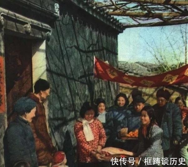  【彩色】记录上世纪五十年代人民公社的珍贵彩色老照片，难得一