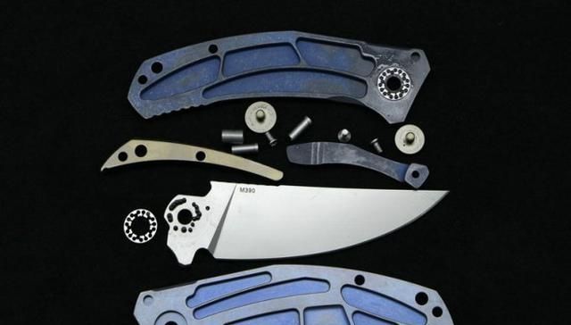 『鉴赏』「鉴赏」绿刺熊牛仔裤轴承折叠刀