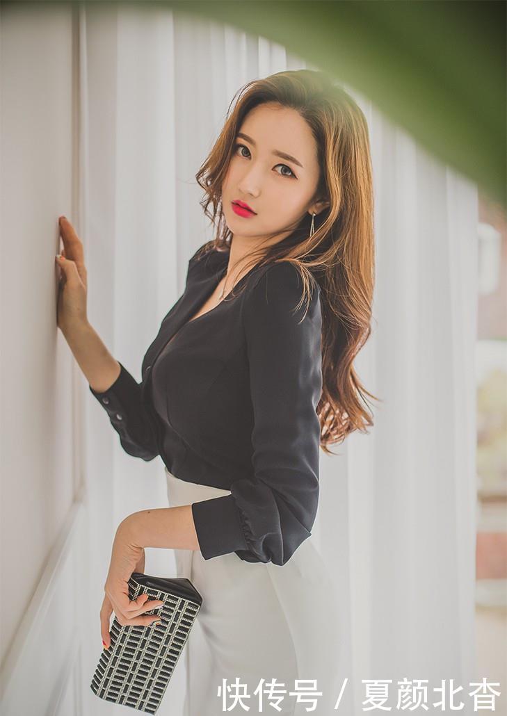  『感觉』李妍静-职场白领风V领薄纱衣裙鉴赏