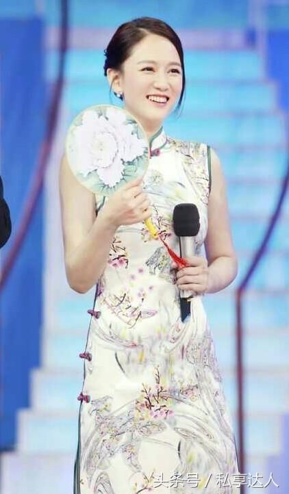 这六位穿旗袍的明星中，赵丽颖排第二，第一你觉得会是谁？