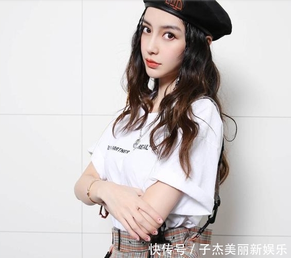  「慵懒微卷发」“高马尾”已经过时了！今年正流行这“4种”发型，8成女生都适合