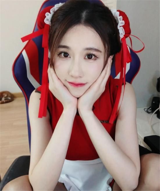 我也想要这样的队友!轩子巨2兔COS绝地求生