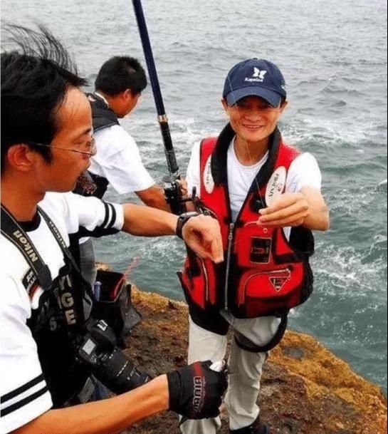  [比不过钓鱼]惹谁都别惹钓鱼人！钓鱼人不是你能惹得起的，让我来告诉你为什么