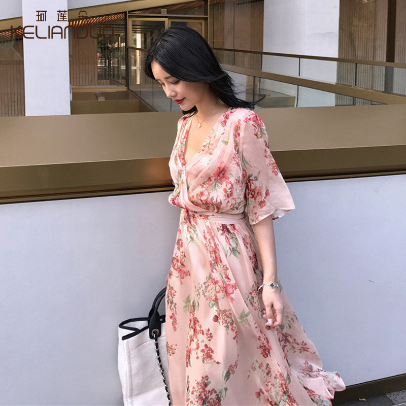  【气质】个性时尚的碎花连衣裙穿搭, 更显优雅大方的气质, 尽显女性的柔美气息