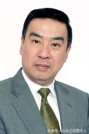 周立波微博揭元凶，惹前律师火冒三丈发声明 周真诋毁他了?