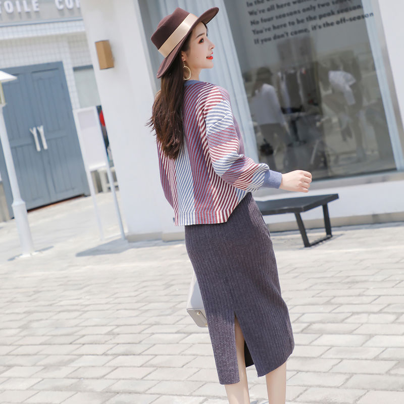 “女人”还在穿连衣裙吗?试试下面的小香风套,连背影都美到窒息