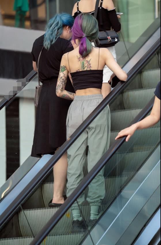 那些恰到好处的纹身，应该是有意为之却看似自然之美！