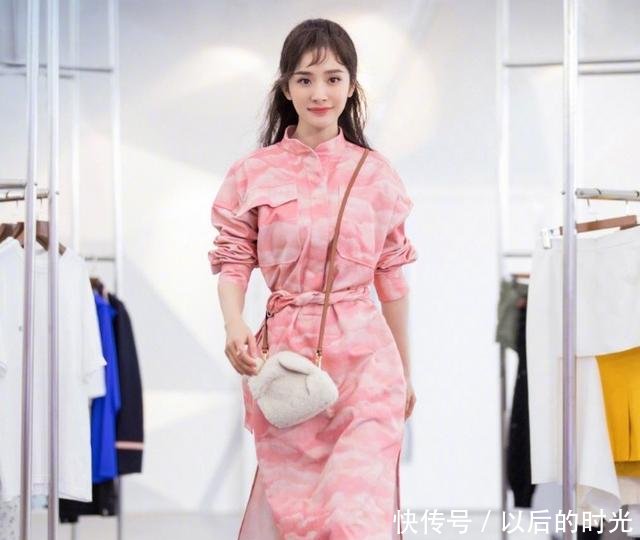 她黑红不输杨颖，因游戏被骂却获得网友集体支持，穿搭时尚美！