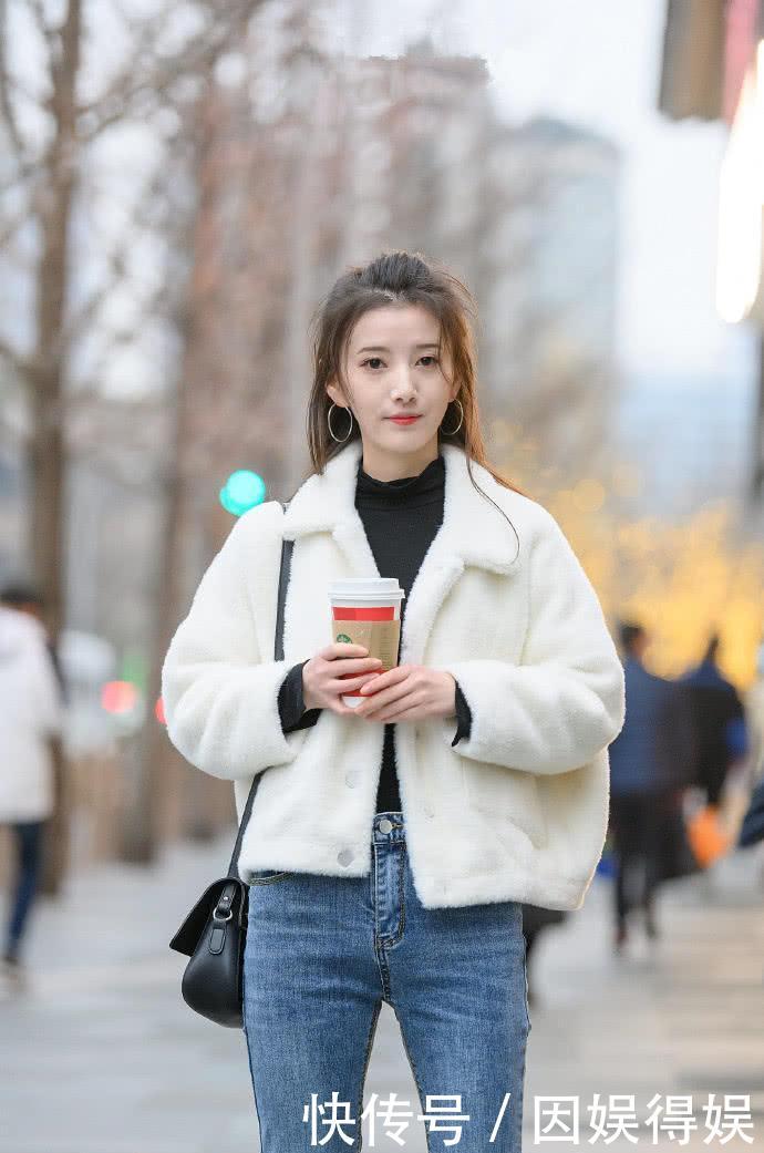  精致■街拍：精致小姐姐的穿衣风格，是否是你心中女神的样子？