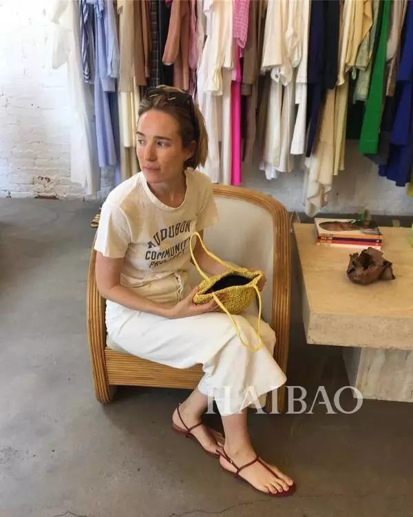 好奇| 热巴、关晓彤喜爱的凉鞋你都有…那这些高颜值的凉鞋你都知