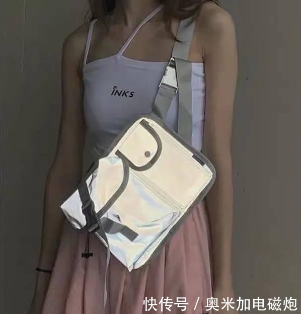  「反光设计」最时髦的人都在穿这件衣服
