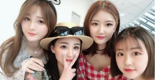 LOL:蛇队青训选手网恋系谣言，RNG人均谈恋爱，网友：一切看人！