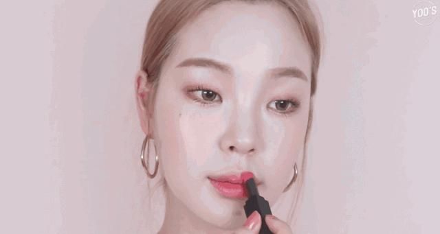  #选择#简单快速画出元气满满的夏日妆容！我只告诉你哦