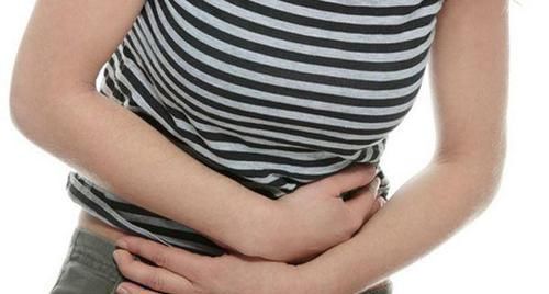  女性朋友|子宫“不好”的女性，一般会有“2黑2臭”的共性，但愿你一个不占