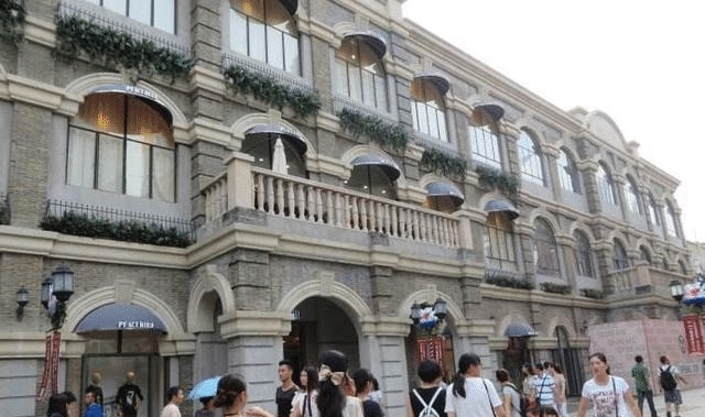 万达在武汉投资600亿的楚河汉街，居然发展成这个样子，让人感慨