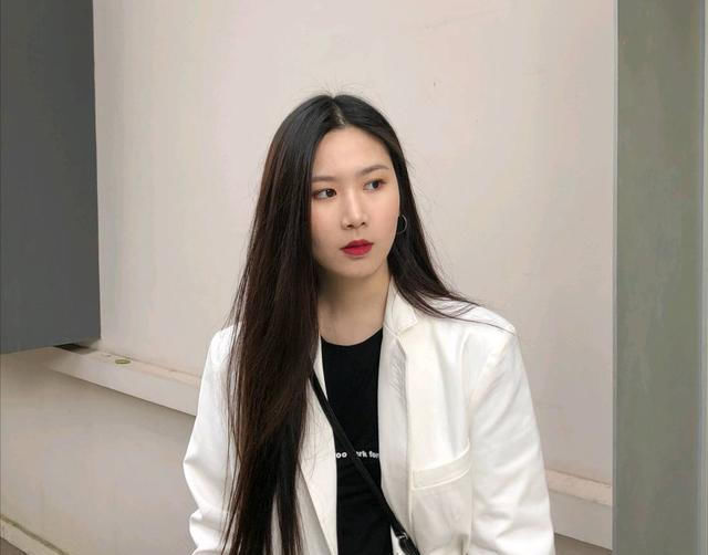  子女孩■高个子女生的春日穿搭,又帅又飒的法式风情,让你优雅又高级!