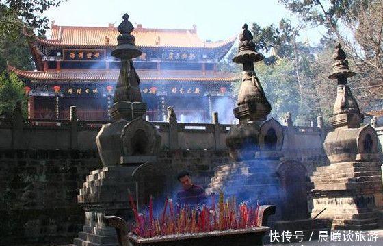 寺庙小和尚透露：到寺庙烧香有讲究，牢记4个“不要”！