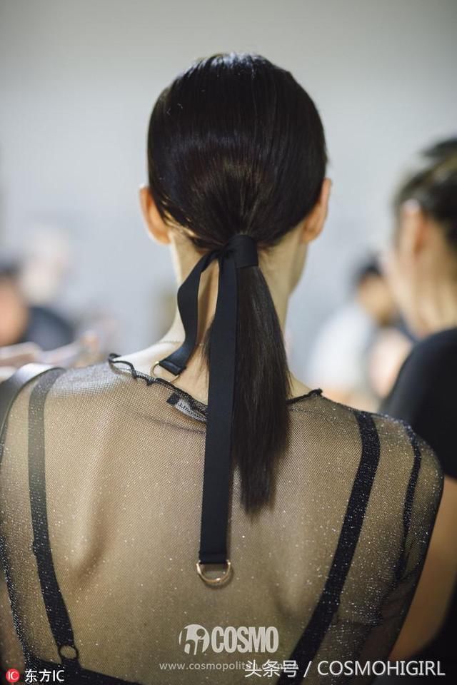 杨幂昆凌的马尾是真的美!简单马尾如何制造亮点?