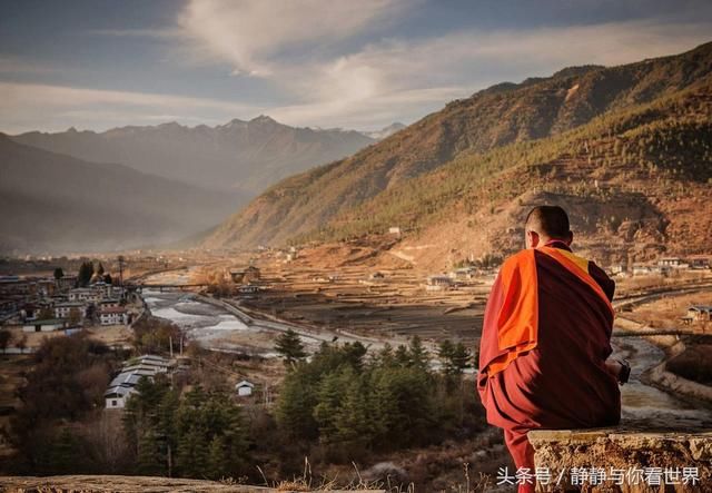 中国游客到不丹旅游，还没有入境就被罚款5万，知道是为什么吗