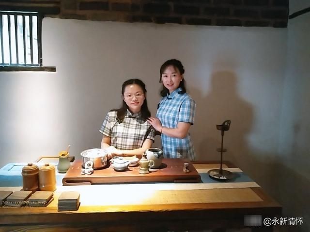  『如诗之』几缕思愁随远溢一袭旗袍女人花