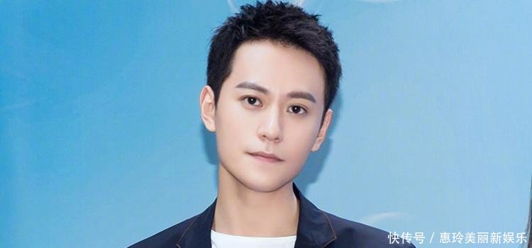 娱讯 疑似毛晓彤爸爸聊天记录秦俊杰工作室辟谣花木兰定妆照