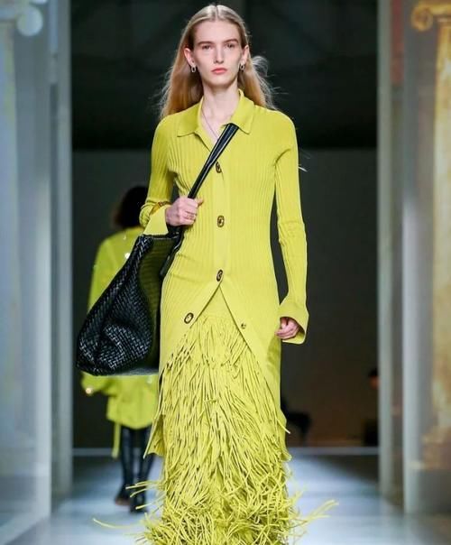 #时髦#哪个时髦精身上没件Bottega Veneta?