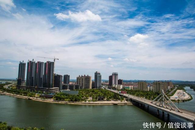 江西一城市, 版图被分割, 如今市中心设“最角落”