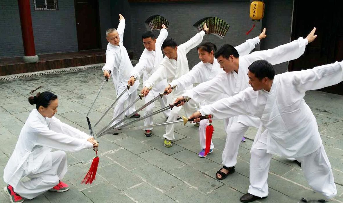 探秘武当山，拜访三丰派第十四代掌门，传统武术缺乏实战他这么说