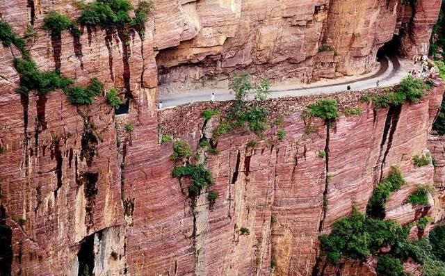 中国三大神奇村庄，一个正在天上，一个在地里，还有一个“鬼村”