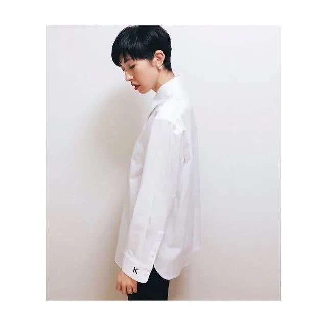 『伊藤真知』他们的基础款也不一般 每一件都能穿很多年
