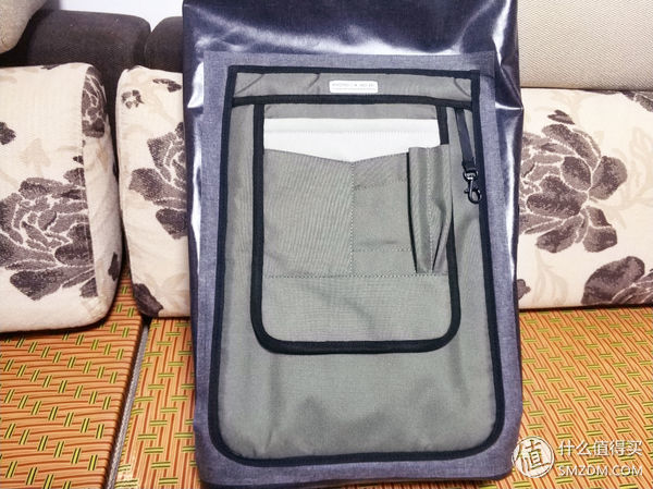 知行合一，英伦时尚--KNOMO CROMWELL克伦威尔卷盖双肩包使用评测